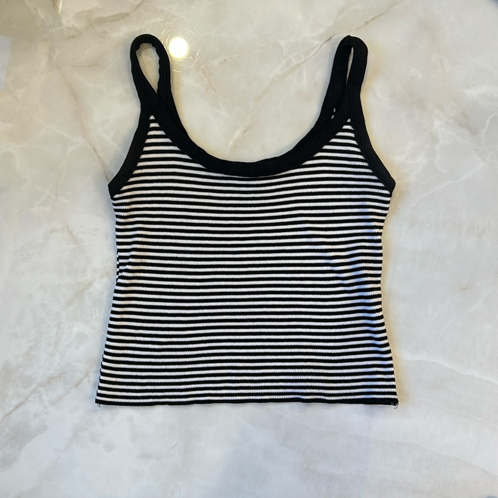 Black and white stripped top
